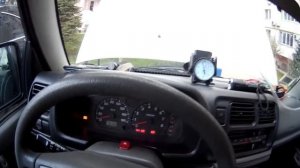 5.1 Проверка наличия вакуума на входе датчика вакуума Suzuki Jimny через тройник