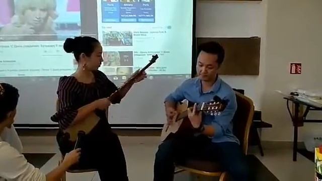 Waka Waka Dombra & Guitar смотреть онлайн