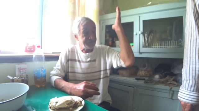 ТАК ЖИТЬ НЕЛЬЗЯ ! ПРОПИЛ СВОЮ СЕМЬЮ И ОСТАЛСЯ НА УЛИЦЕ . Я БЫЛ ВОЕННЫЙ . СОЖАЛЕЕТ ?🤔 смотреть онлайн