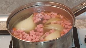 Суп из ролтона.