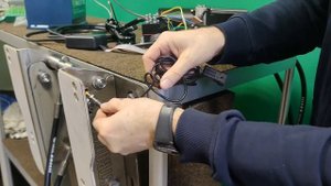 Подключение системы управления к гидравлическому лифту STRONGER для лодочного мотора.