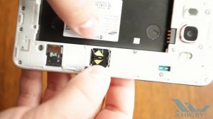 Как вставить SIM-карту в Samsung Galaxy J5 (2016) (XHW.BY)