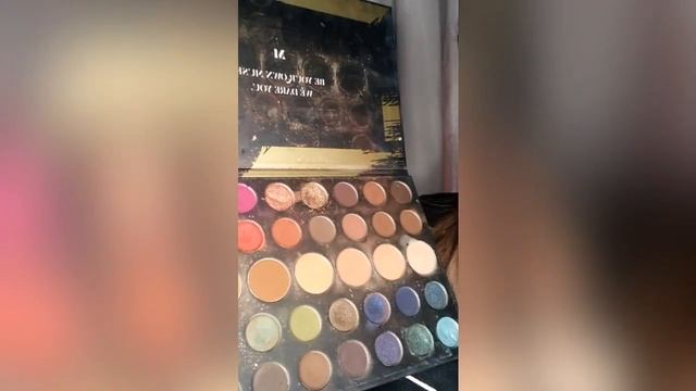 EASIEST BROWN SMOKEY EYE TUTORIAL - DUAA SIDDIQUI смотреть онлайн