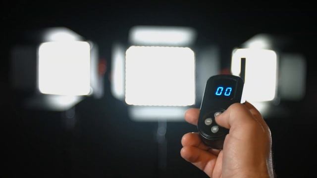 Cветодиодные панели Falcon Eyes серии FlatLight смотреть онлайн