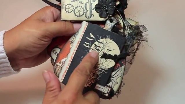 Scrapbooking "Wickedly Fun" Halloween Mini Album.m4v смотреть онлайн