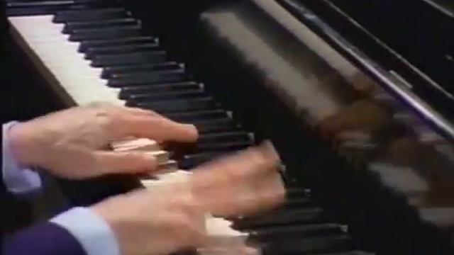 Horowitz Introduction and Rondo смотреть онлайн