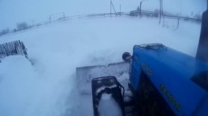 Чистка снега на Мтз-1221. И первые тесты камеры SJ-4000.
