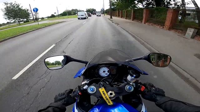 ОБЗОР Suzuki GSXR 750. Призрак Тсушимы смотреть онлайн