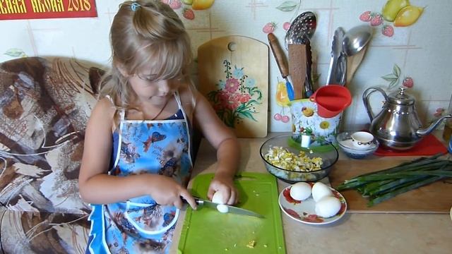 Столько вещей на 5000 т.р./София напекла пирожочки с разной начинкой смотреть онлайн