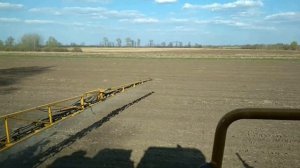 Работа опрыскивателя challenger rogator