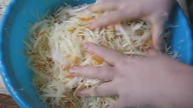 КВАШЕНАЯ КАПУСТА смотреть онлайн