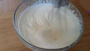 Зефирный десерт с клубникой и сливками|Рецепт торта без выпечки|