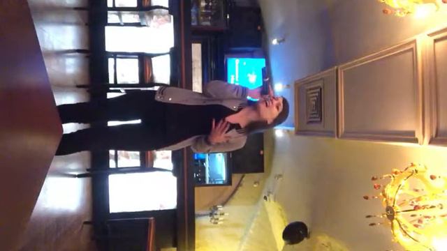 Хочу, чтоб то как она поёт, продвинуло её, и чтоб люди увидели её талант. смотреть онлайн