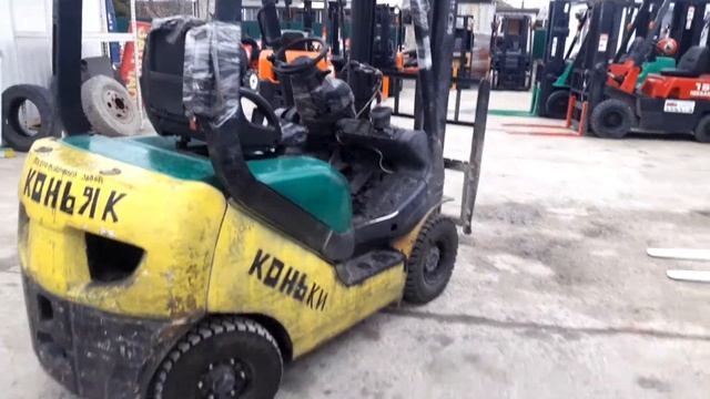 Вилочный погрузчик KOMATSU с пробегом по России на ТО. смотреть онлайн
