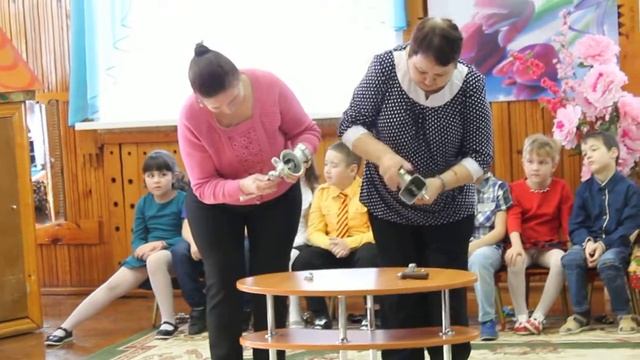 Игра для Бабушек в садике Раевка 1 смотреть онлайн