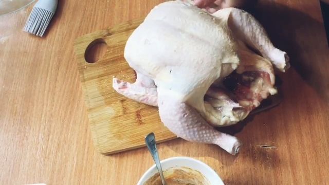 Сочная , вкусная курочка у нас сегодня на обед !
