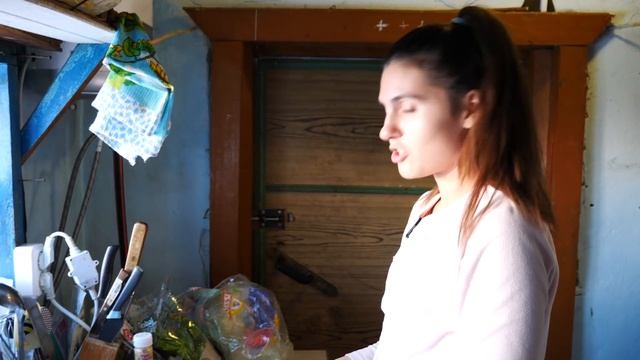 Купили убитый дом, Делаем проводку своими руками