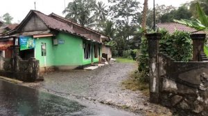 Heavy Rain and Terrifying Lightning in a Beautiful Village | Very Heavy and Wet Rain | Budi Bont