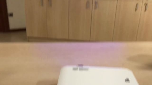 Portable Charged LG PH550G Mini Beam LED Projector with Built-In Battery смотреть онлайн