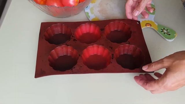 Два оригинальных способа заморозки свежих помидоров на зиму. Кулинарные лайфхаки по заморозке.