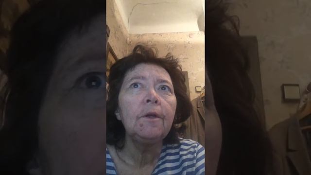 Розу белую с чёрною жабой