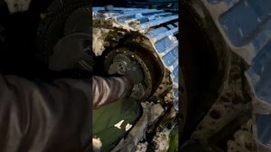 Замена планетарной передачи в бортовом редукторе на гусеничном экскаваторе VOLVO EC210BLC