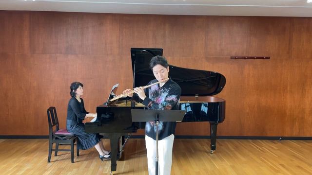 N.Rimsky-Korsakov Flight of the Bumblebee смотреть онлайн