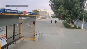 В г. Волжском задержаны подозреваемые в вандализме и краже мороженого