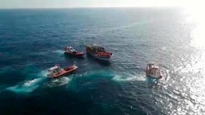 Спасательные службы Италии за сутки сняли с лодок около 4,5 тысяч мигрантов