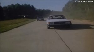 Audi 100 C3, седан из к/ф "Риск без контракта" (1992).