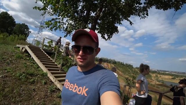 Чемпионат по мотокроссу. Поисковый магнит. смотреть онлайн