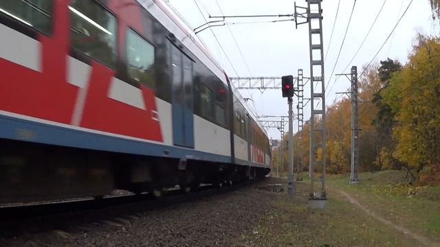 Электропоезд ЭГ2ТВ-010 Иволга сообщением Нахабино - Подольск