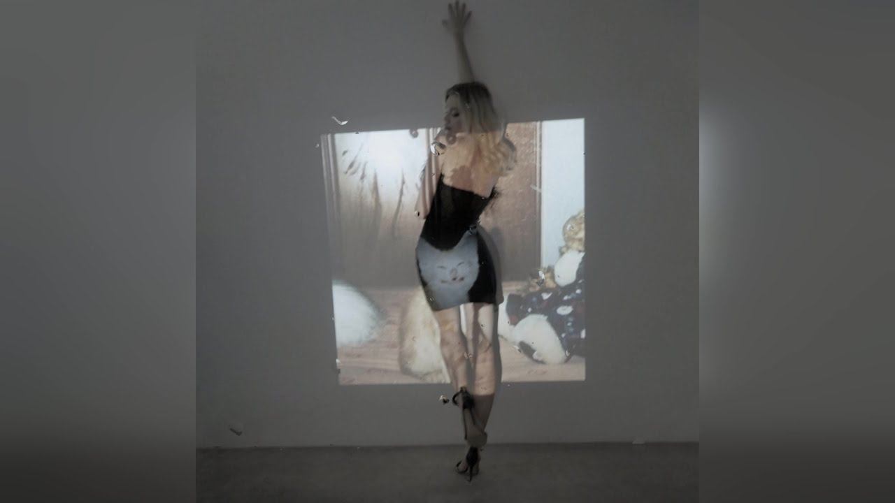 ESMI - «Не смотри назад» (2023 г ) новинка года !! (4к) смотреть онлайн