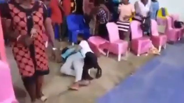 THE GREAT ORACLE , THE LION DOING MIRACLE. BUT IS THIS REAL? смотреть онлайн