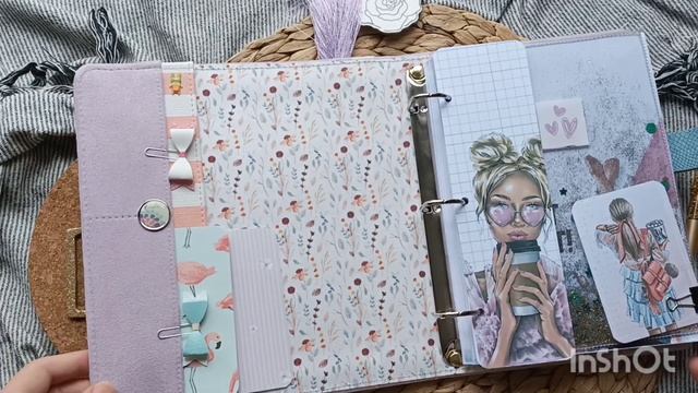 Лавандовый замшевый планер Счастье это / Планер ручной работы на кольцевом механизме / Скрапбукинг смотреть онлайн