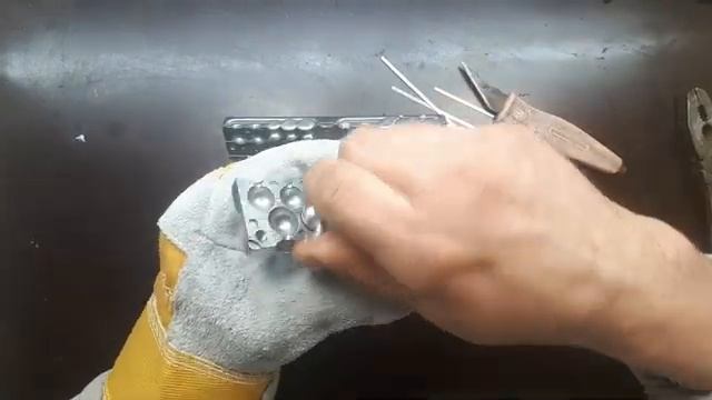 Форма для отливки разборных чебурашек,обзор,отливка грузил. смотреть онлайн