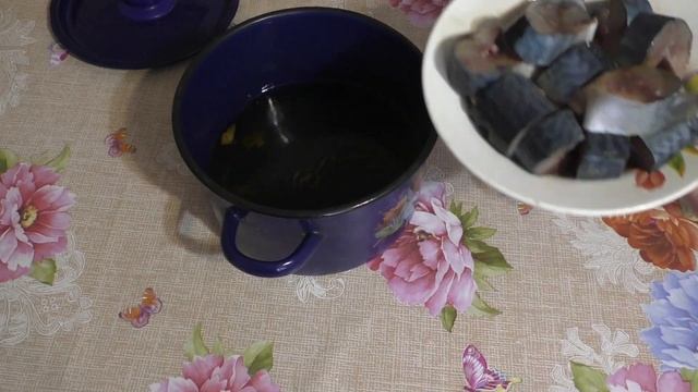 Как вкусно замариновать скумбрию. Изумительно вкусная скумбрия за сутки!