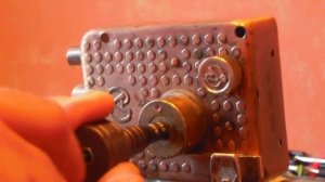 Вскрытие дверного замка, крестообразный ключ