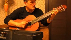 Мелодия из кинофильма "Джентельмены удачи" на гитаре..