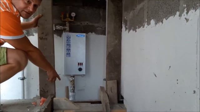 Монтаж отопления под ключ Дом 300м2 + бассейн пеллетный котел GREEN 50кВт Теплые полы + батареи смотреть онлайн