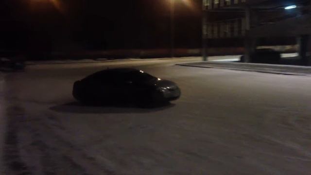 Дрифт.Екб.Комсомолл,Nissan.Primera.Ночь.Ночной Екатеринубрг.Зима. смотреть онлайн