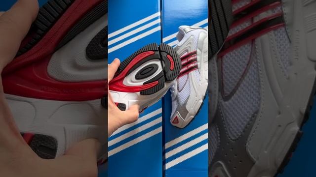 Кроссовки Adidas Response CL White Red смотреть онлайн