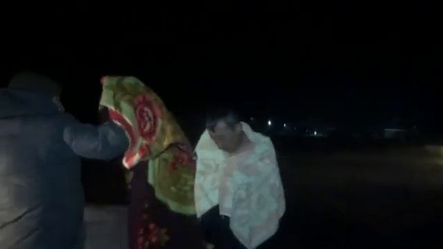 Христиане отмечают один из самых больших религиозных праздников – Крещение. смотреть онлайн