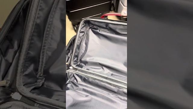 Ручная кладь с бьютикейс Омскчемодан смотреть онлайн