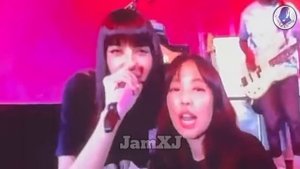 Jenlisa lowkey confessing ?