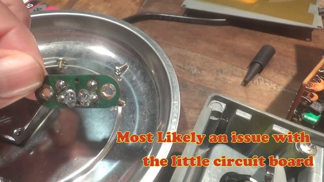 Ibanez FL9 Flanger Switch Replacement with Boss Switch & F5 Key смотреть онлайн