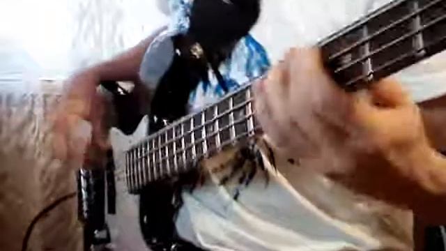 Shania Twain That Don't Impress Me Much (Bass cover) смотреть онлайн