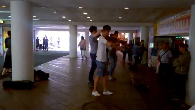 3 скрипки + виолончель смотреть онлайн