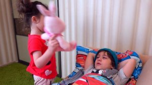 Папа ЗАПРЕТИЛ снимать ВИДЕО! Что СЛУЧИЛОСЬ с Камилем? Для детей kids children