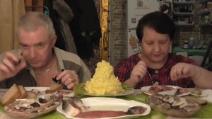 MUKBANG RUSSIA|ГОРБУША ДОМАШНЕГО ПОСОЛА|СОЛЕНАЯ СЕЛЬДЬ|КАРТОФЕЛЬНОЕ ПЮРЕ|ДОМАШНЯЯ ЕДА